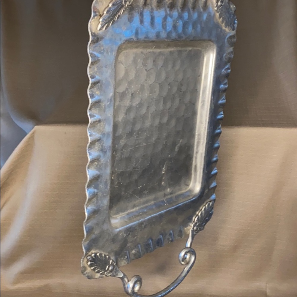 Cromwell | Hand-Wrought Aluminum Tray | Vintage - Picture 8 of 8